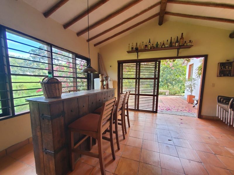 Casa independiente en Pontezuela cerca en pleno Distrito equino.