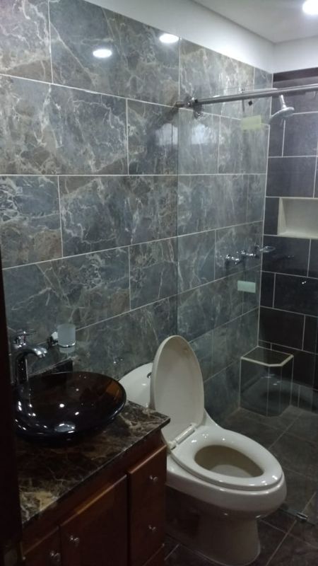 Casa en arriendo en Cabeceras - Llanogrande de 6 alcobas