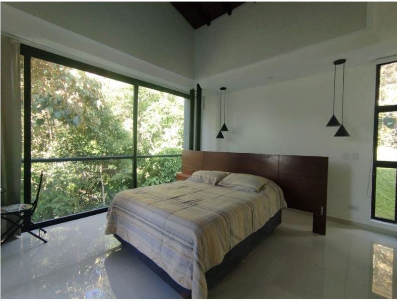 Exclusiva casa en Escobero para venta o arriendo domotizada