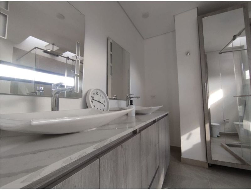 Exclusiva casa en Escobero para venta o arriendo domotizada