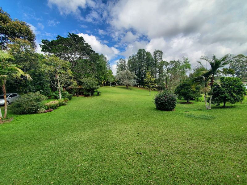 Finca independiente tradiconal con lote espectacular, plano el Pontezuela