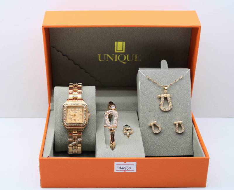 Women Stylish Luxury Water Resistant Watch and Accessories Set Combo