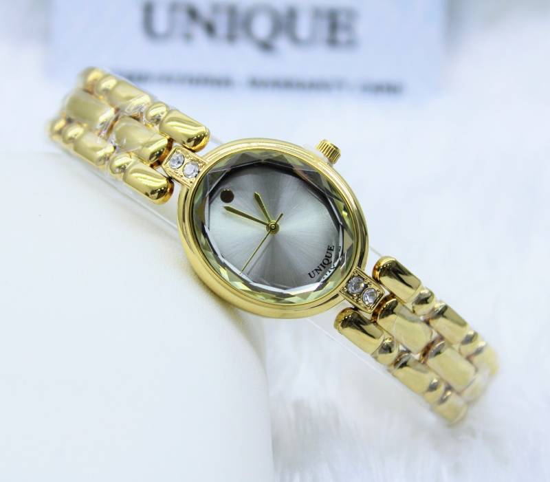 Ladies Designer Water Resistant Bracelet Watch