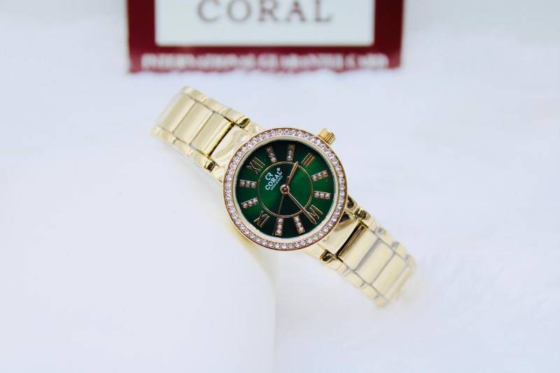 Women Premium Bejeweled Round Dial Analog Watch
