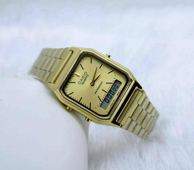 Unisex Stylish Vintage Model Water Resistant Analog Watch