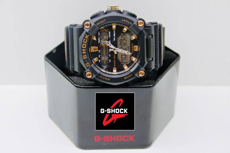 Gents Stylish Sporty Rubber Strap Watch