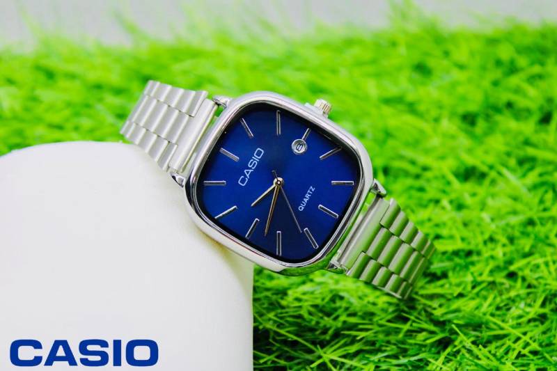Unisex Simple Elegant Stainless Steel Silver Watch