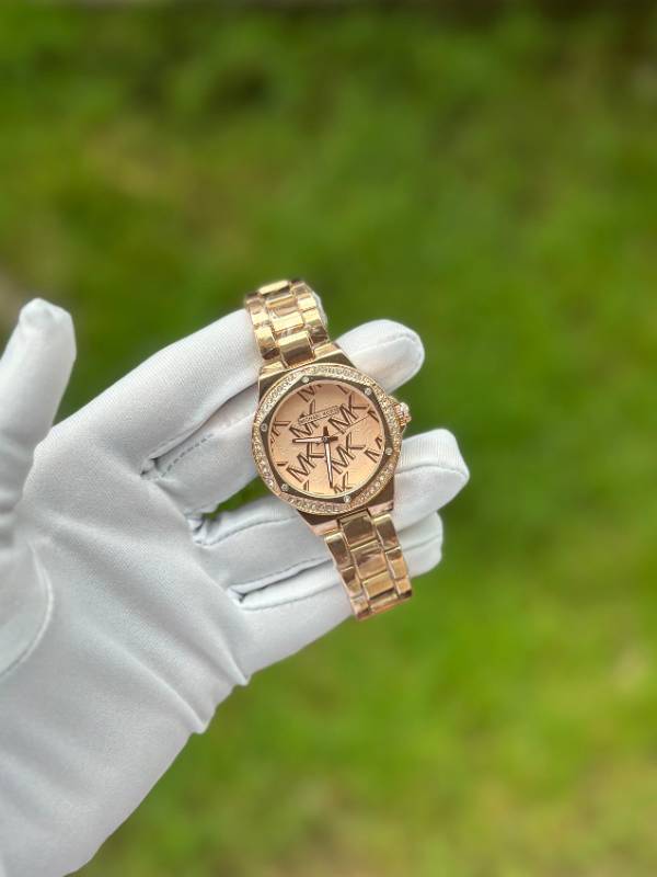 MICHAEL KORS