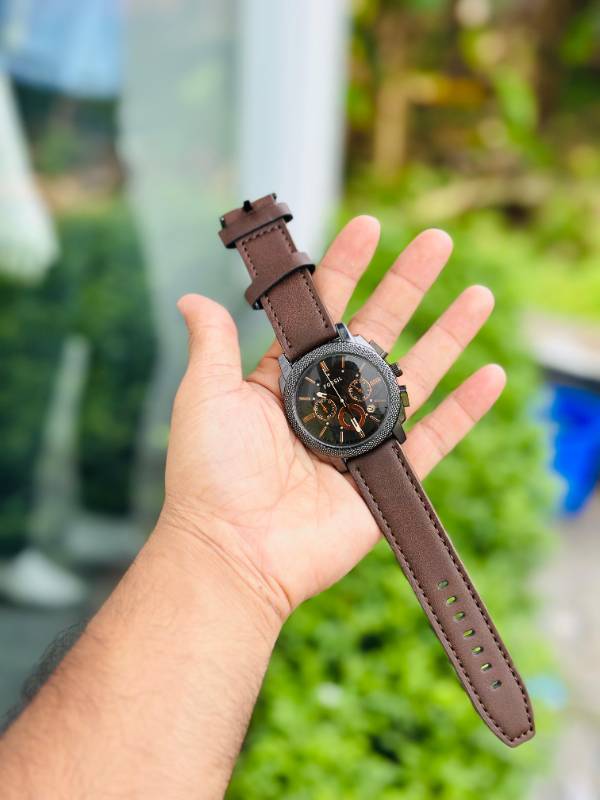 This is Fossil FS4656 features dial with chronograph movement