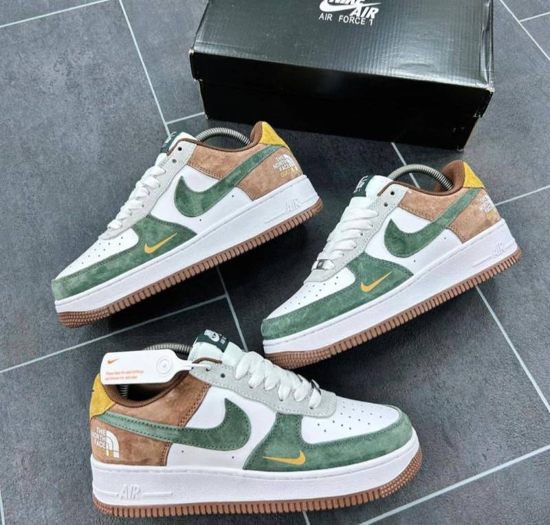 NIKE AIRFORCE NORTH FACE

GUCCI