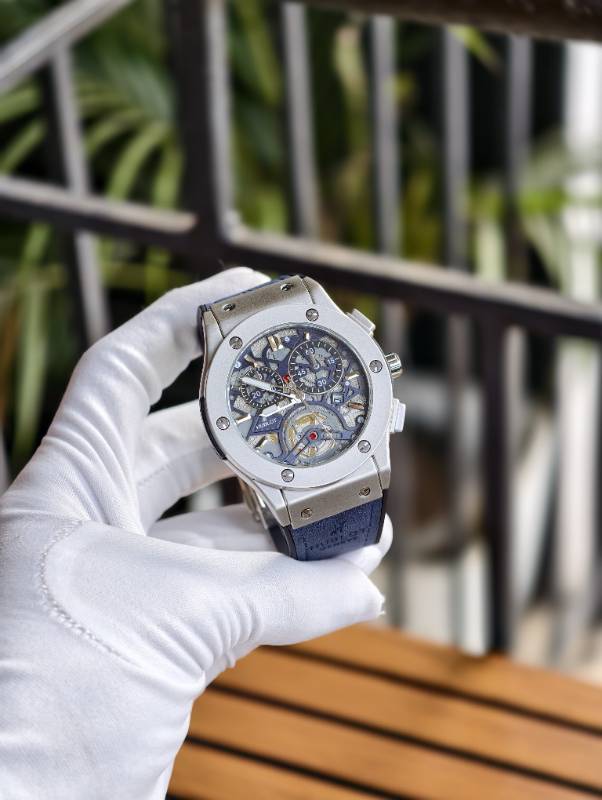 MOST DEMANDED DESIGNS ON

STOCK

BRAND HUBLOT
