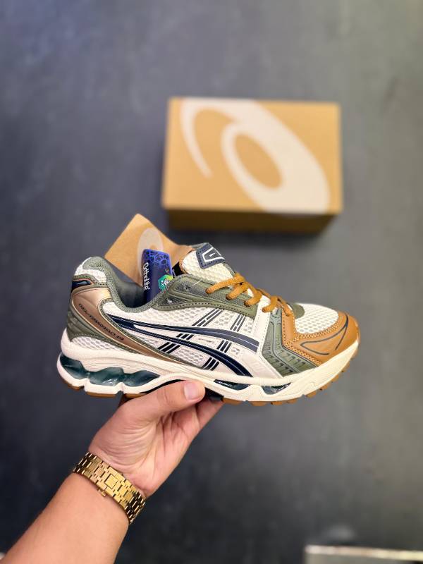 Asics Gel Kayano 14 GREEN

BROWN