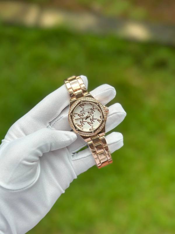 MICHAEL KORS
