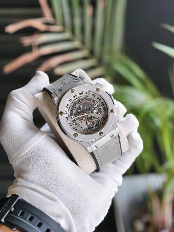HUBLOT
AWESOME QUALITY
LATEST ARRIVALS