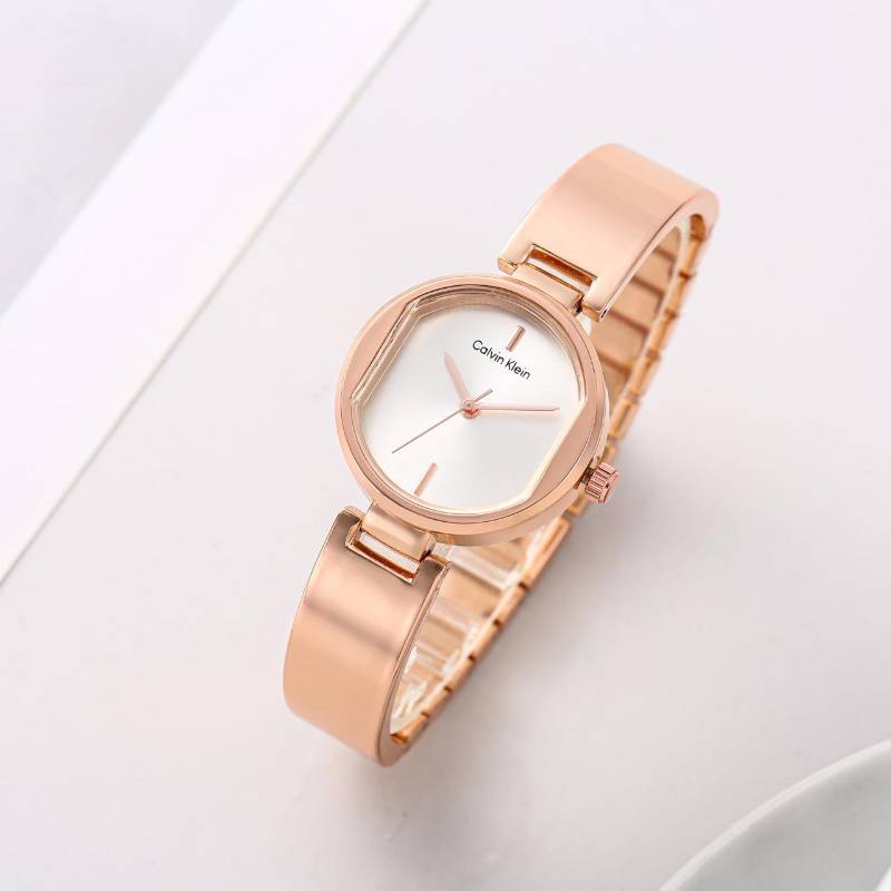 Discover all the gift ideas for women by Best in budget Watches
