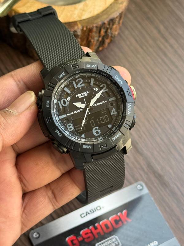 The Casio Pro Trek exudes rugged elegance with its bold design, advanced functionality, and adventure-ready build.