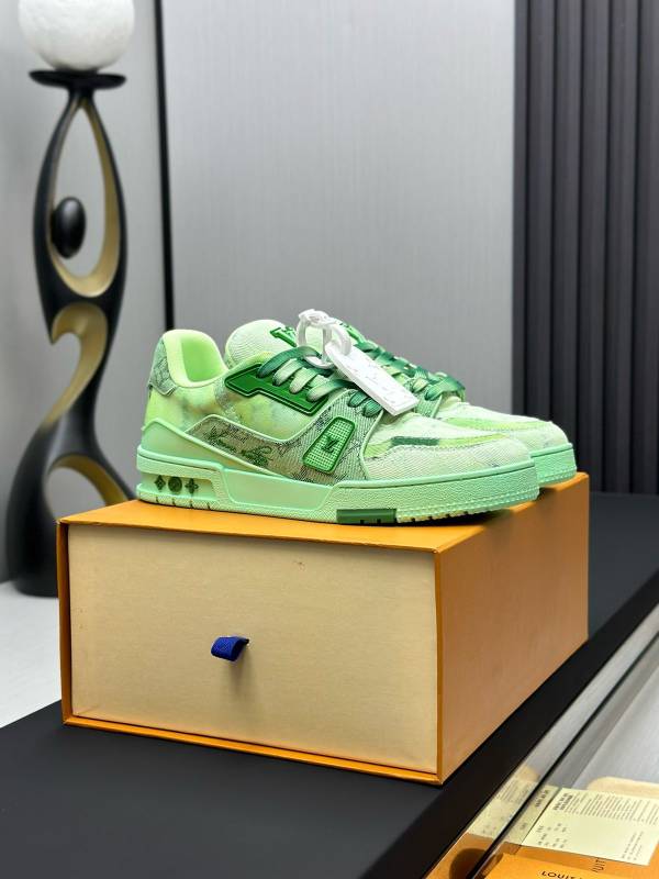 LOUIS VUITTON VIRGIL ABLOH GREEN TRAINER 2025
