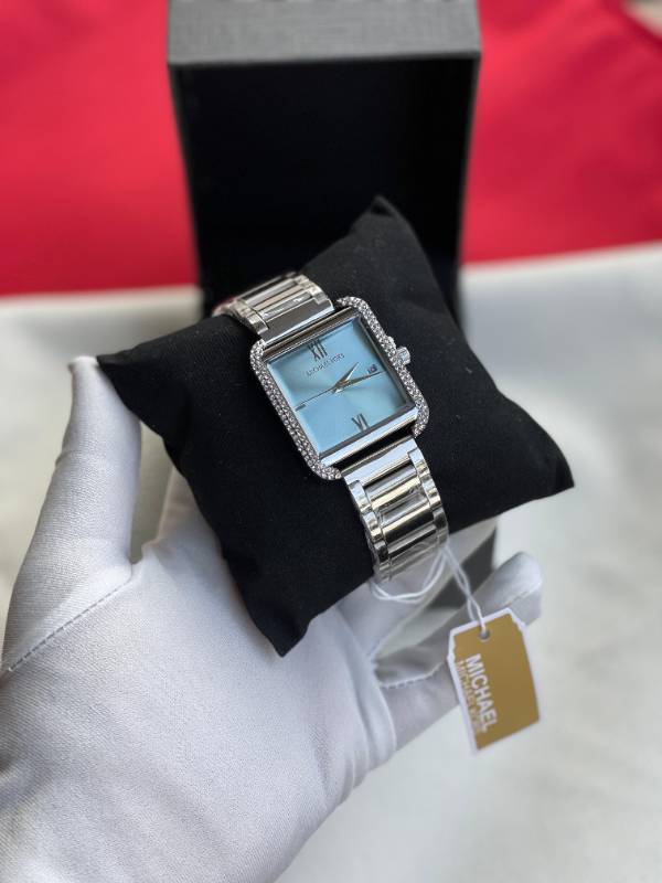 NEW ARRIVALS
MICHAEL KORS