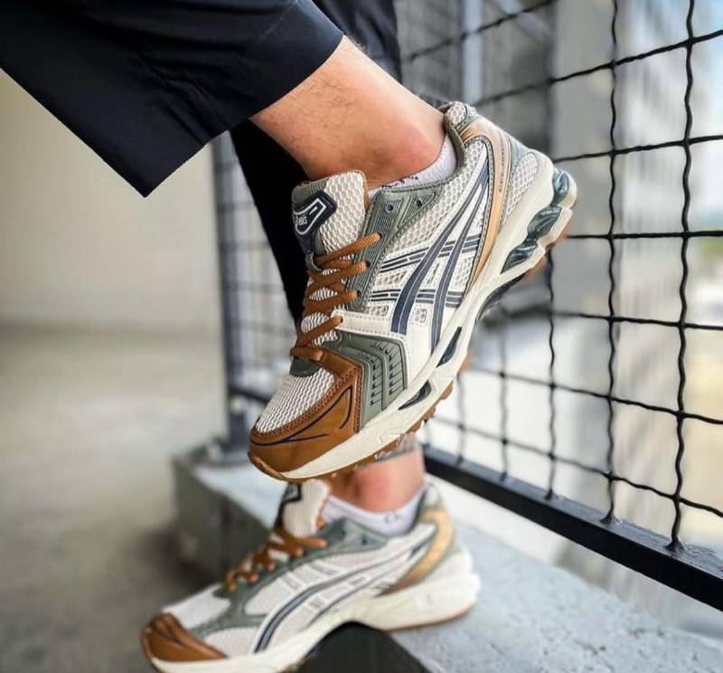 Asics Gel Kayano 14 GREEN

BROWN