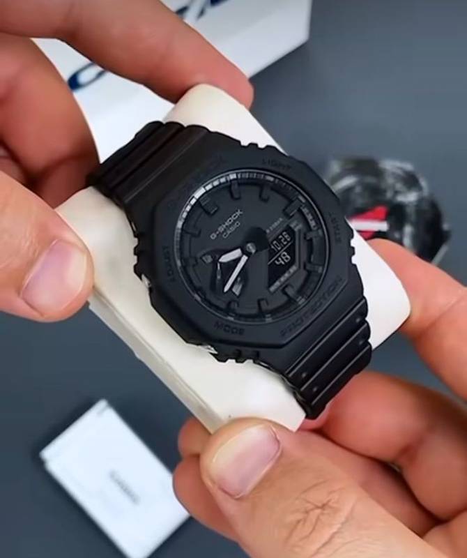 New model with price updated & Free Gshock brand name box