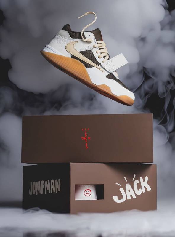 AIR JORDAN JUMPMAN JACK

TR TRAVIS SCOTT SAIL