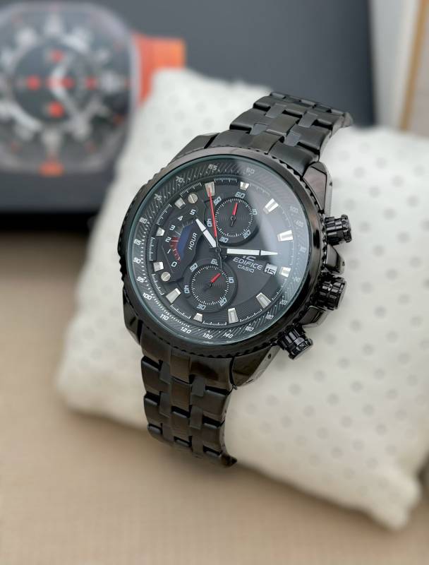 The Powerful Japanese Technology, silver Casio Edifice 558 Series, With - Date Feature fulfil needs for every occasion.