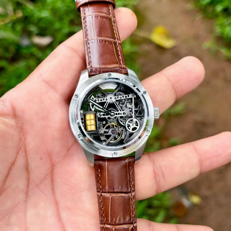 Looking for a perfect timepiece? Look no further. EARTH PRIDE is a lifestyle brand that can bring unique and limited-edition time piece into the hands of people all over the world.