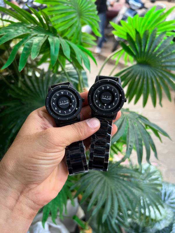 SABR MAGNETIC WATCH