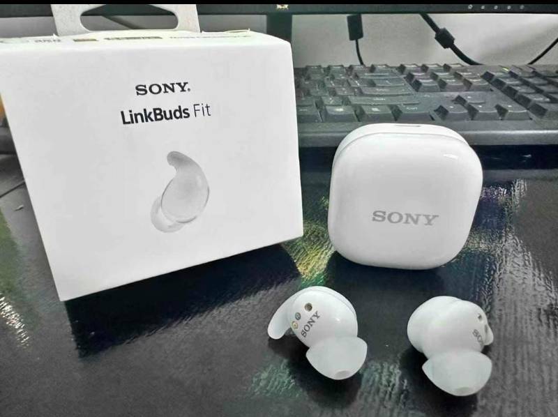 SONY MUST TO LISTEN