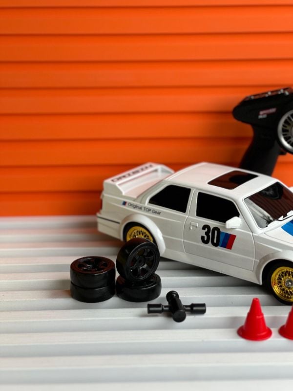 BMW RC CARS