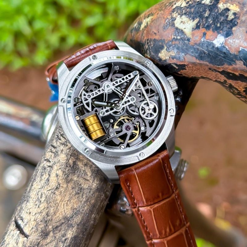 Looking for a perfect timepiece? Look no further. EARTH PRIDE is a lifestyle brand that can bring unique and limited-edition time piece into the hands of people all over the world.