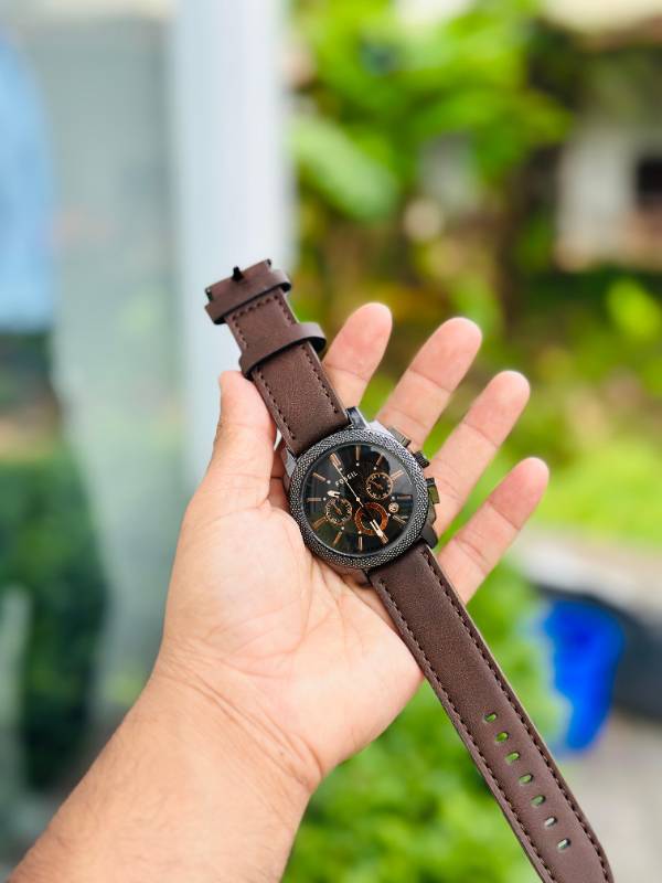 This is Fossil FS4656 features dial with chronograph movement