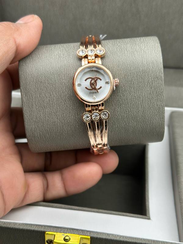 Discover all the gift ideas for women by Best in budget Watches