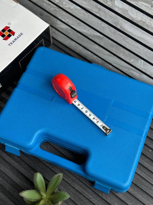 COMPACT MULTI-PURPOSE TOOL KIT