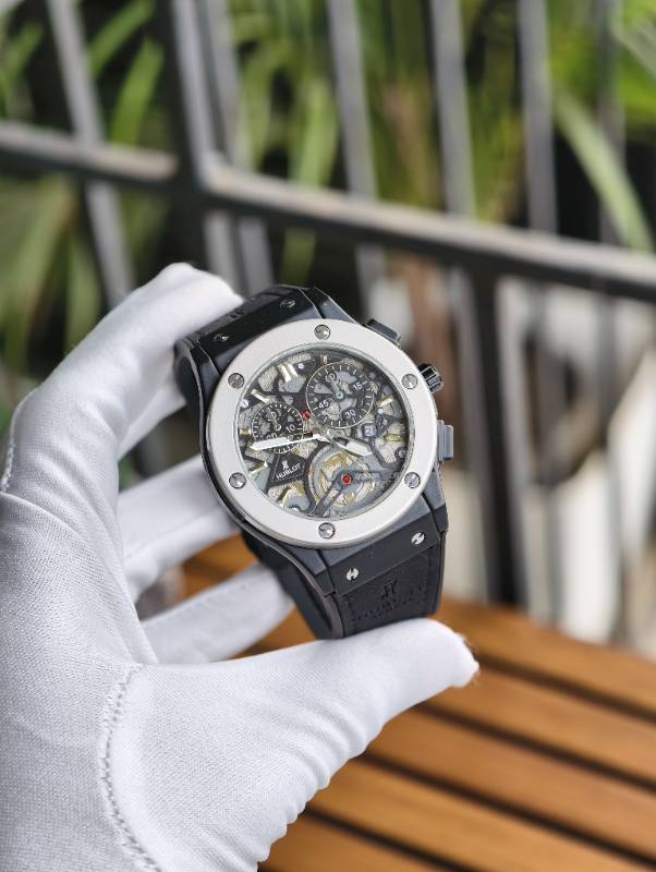 MOST DEMANDED DESIGNS ON

STOCK

BRAND HUBLOT