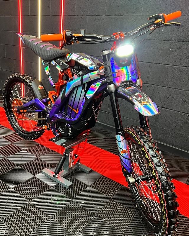 PREMIUM REPLICA - SUR-RON HOLOGRAPHIC EDITION