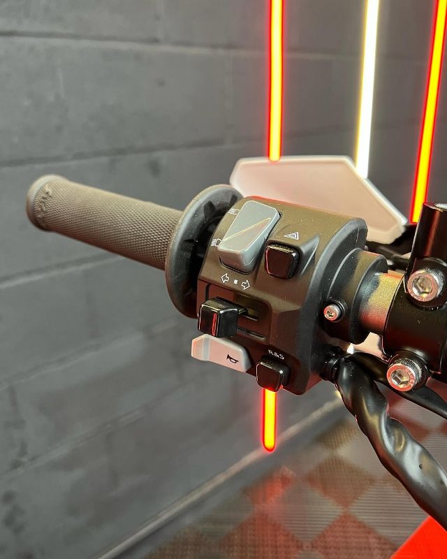 SUR-RON ULTRA BEE YELLOW EDITION