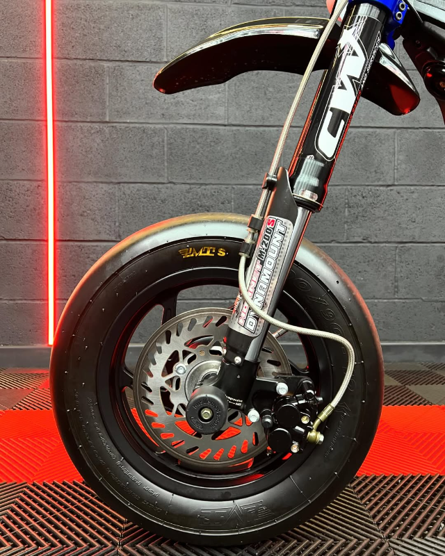 PREMIUM REPLICA - TALARIA STING PIT EDITION