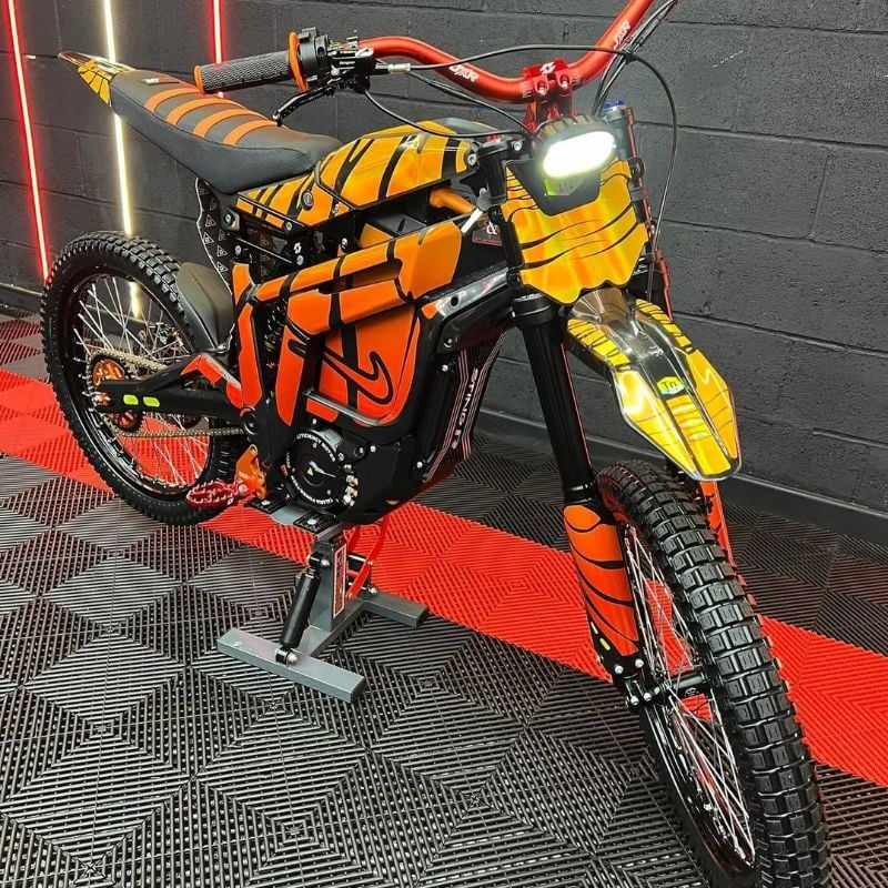 PREMIUM REPLICA - TALARIA STING R