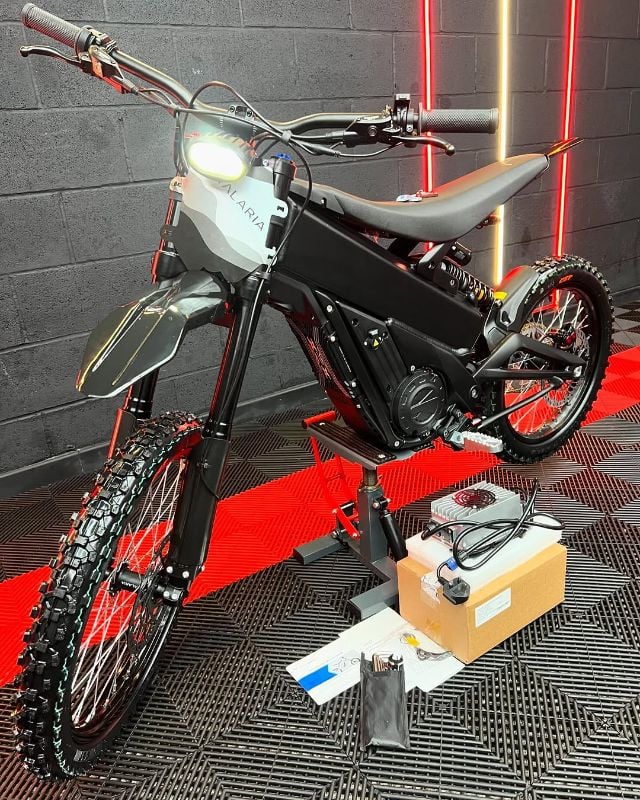 PREMIUM REPLICA - TALARIA X3 MX