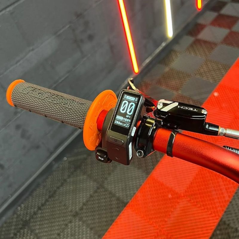 PREMIUM REPLICA - TALARIA STING R