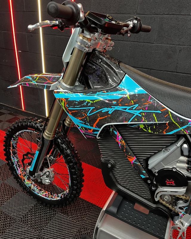 PREMIUM REPLIKA STARK ALPHA 80HP GEN 2