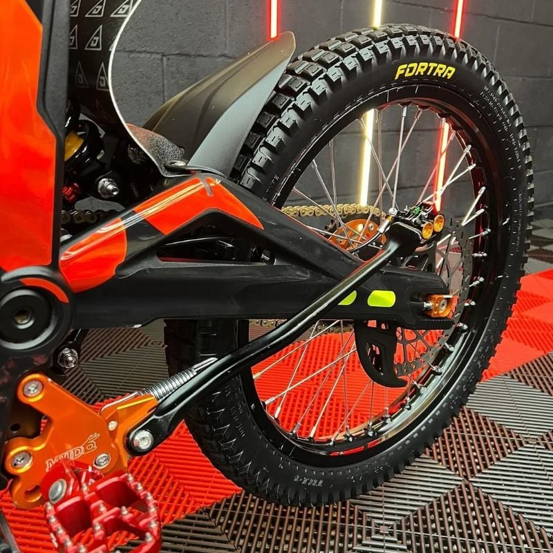 PREMIUM REPLICA - TALARIA STING R