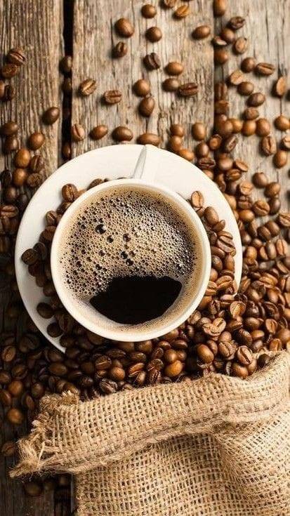 قهوة تركية محمصة متوسطة مع الهيل