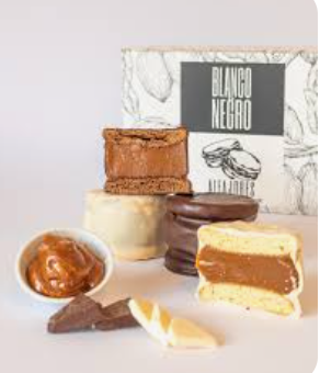 Alfajor De Pistacho Blanco Es Negro