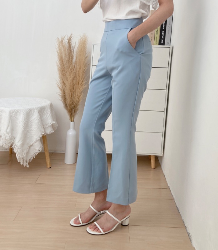 微彈喇叭腳西褲