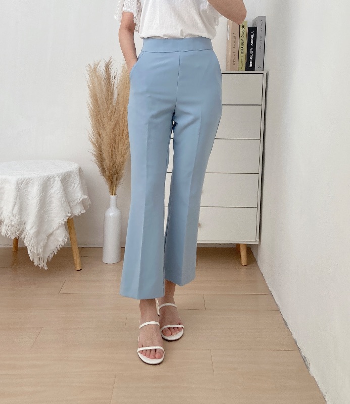 微彈喇叭腳西褲