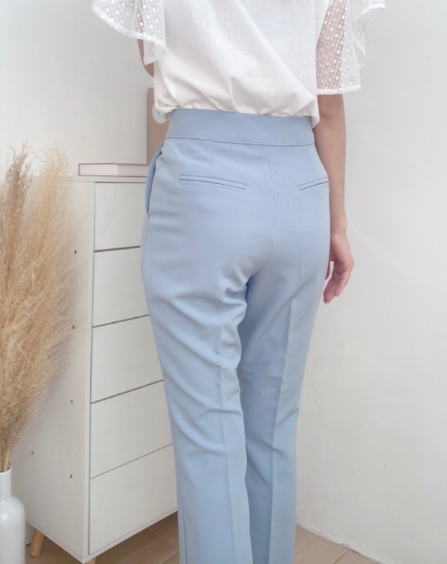 微彈喇叭腳西褲