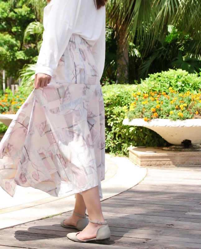 灰粉紫印花不規則傘裙