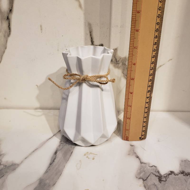 (TPM-1023) Modern Series Vase 16